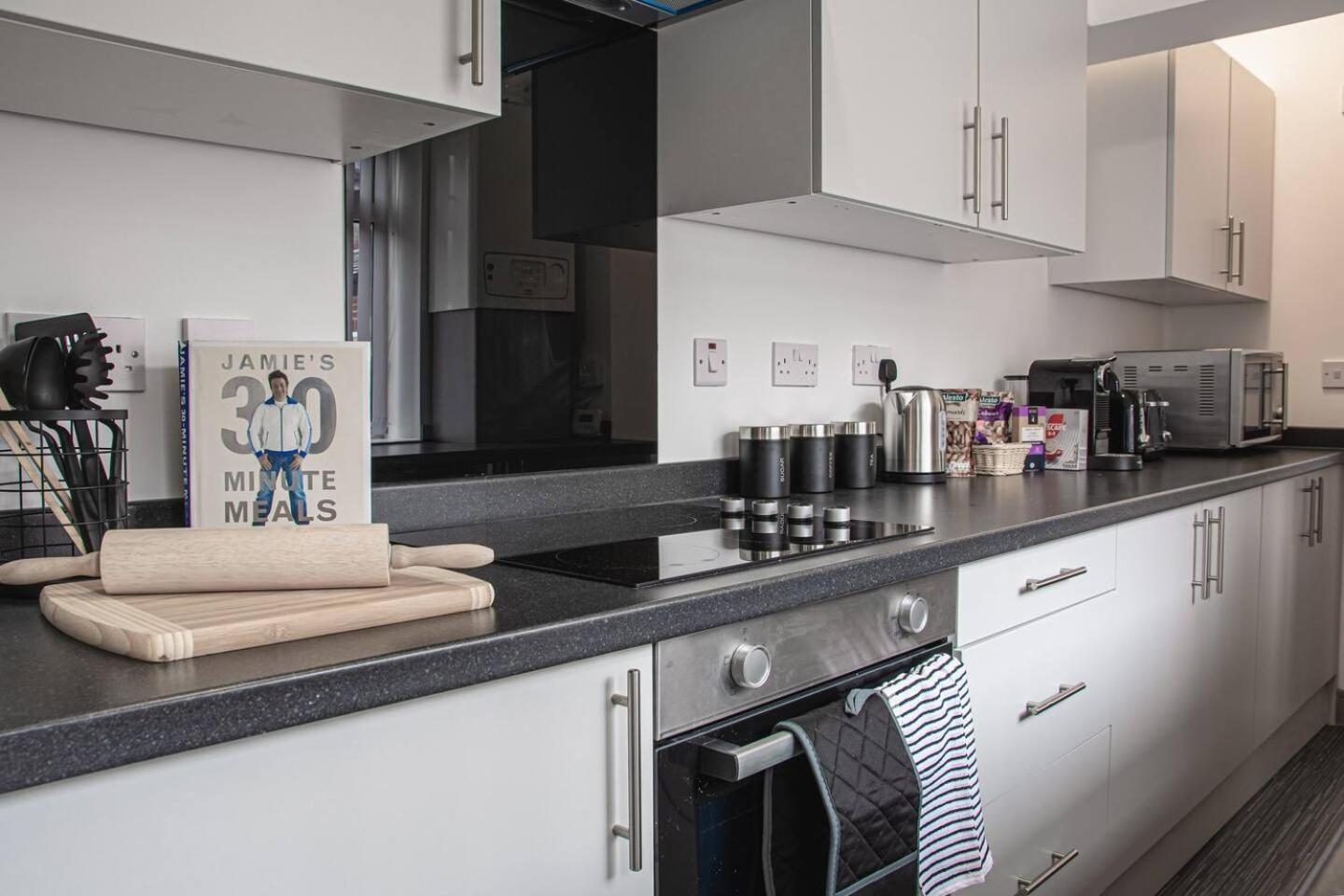 Flow Homes Stoke-on-Trent Екстериор снимка
